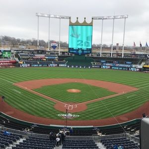 Meet your Posher, Adam